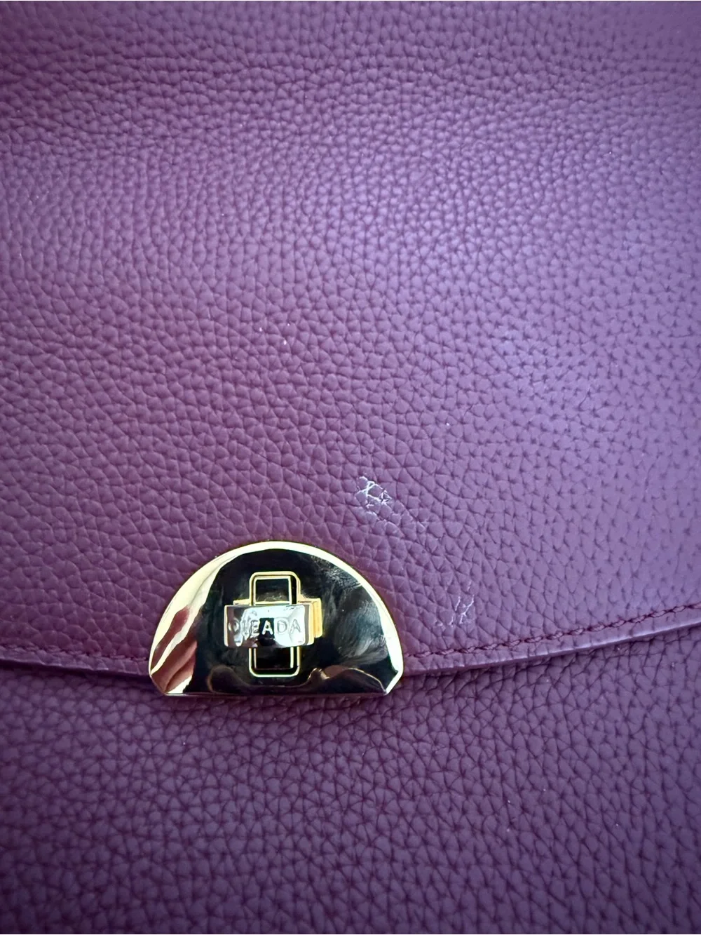 Oleada backpack in “Scarlette”